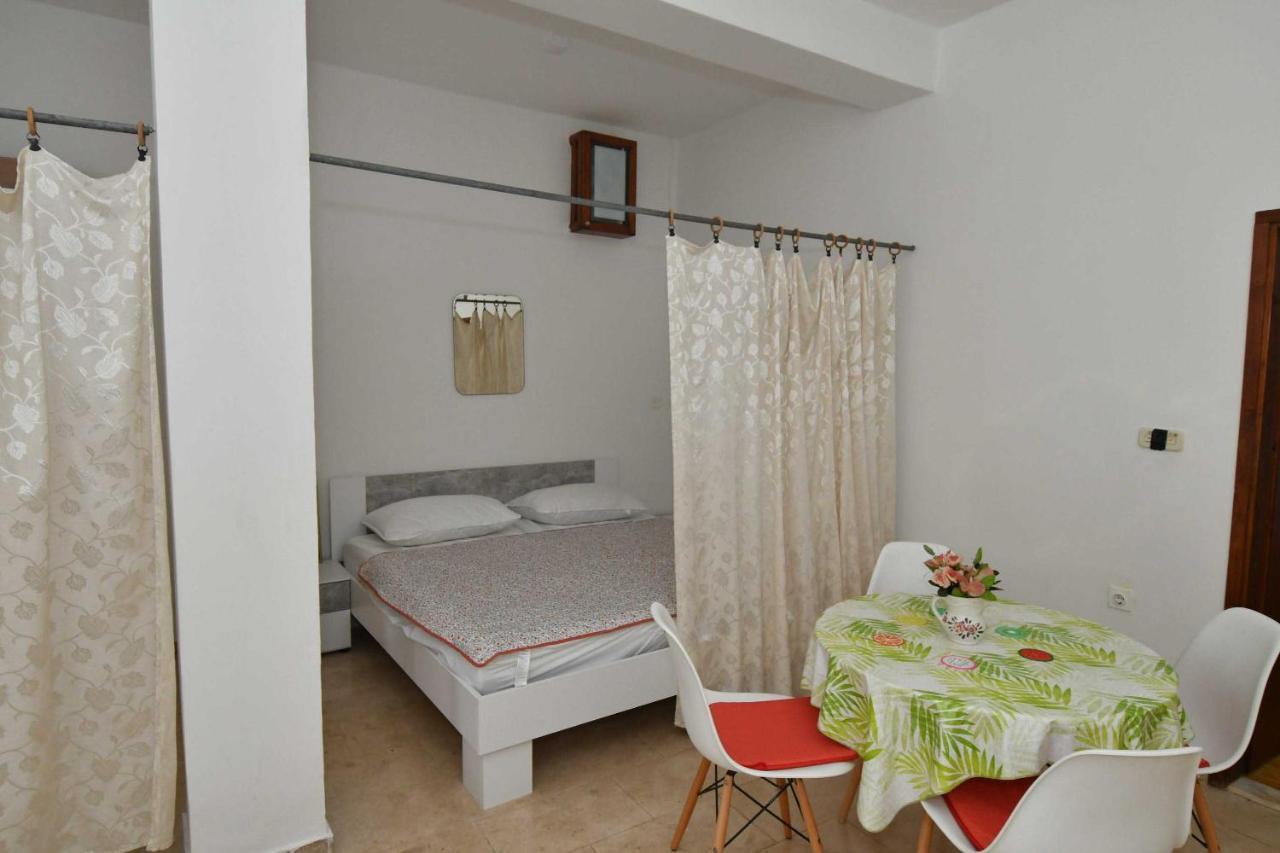 Apartmani Dora Duboka Экстерьер фото